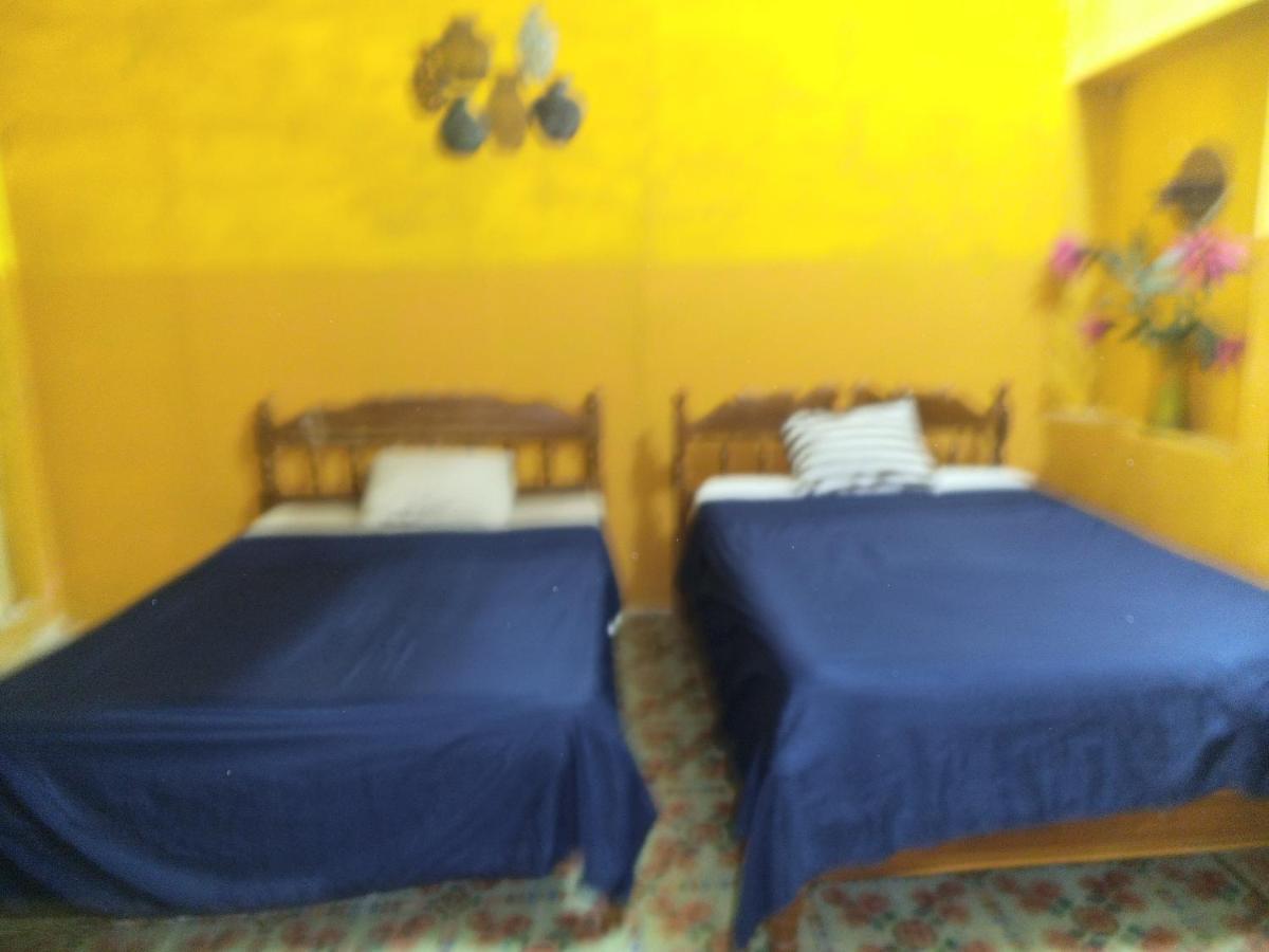 Cuartos Y Hostal Jaqueline แคมเปเช ภายนอก รูปภาพ