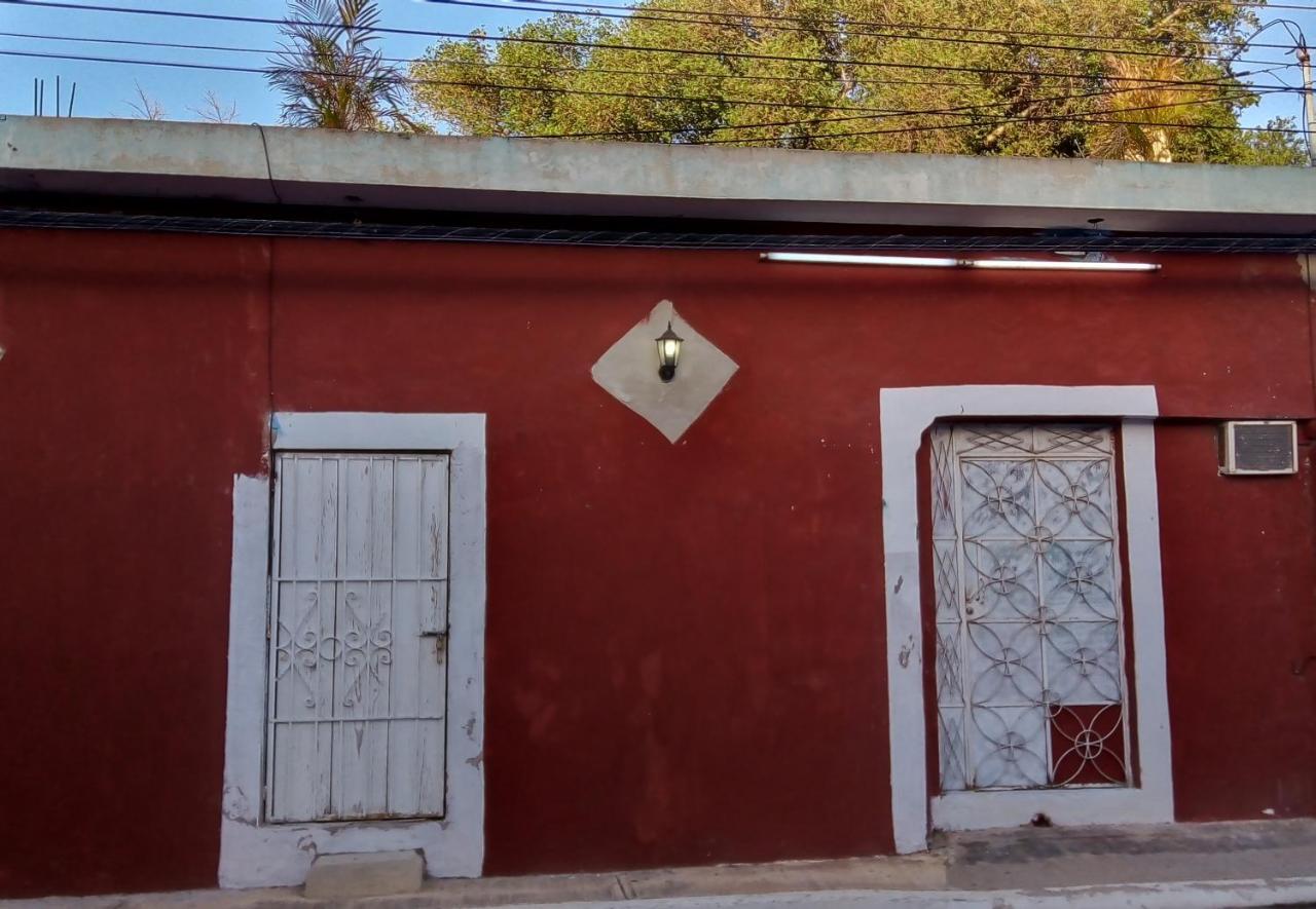 Cuartos Y Hostal Jaqueline แคมเปเช ภายนอก รูปภาพ